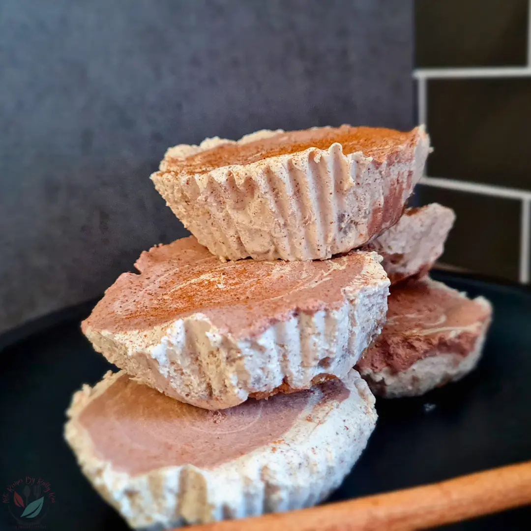 Mini Keto Gingerbread Cheesecakes